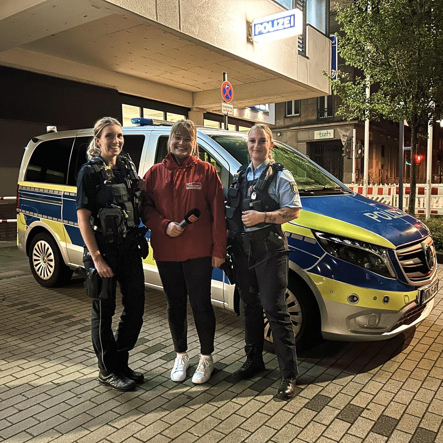 Zwei Polizistinnen über Respekt für Einsatzkräfte episode artwork