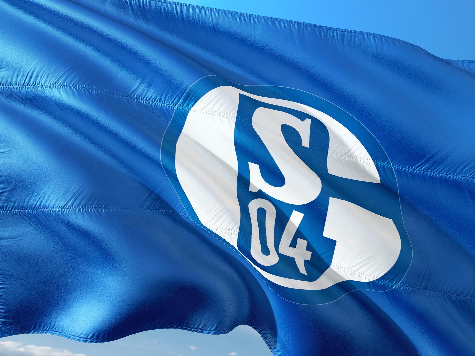 19:04 - Inside Schalke